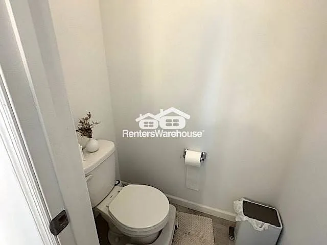 7216 Walnut Grove Ln N — Photo 23