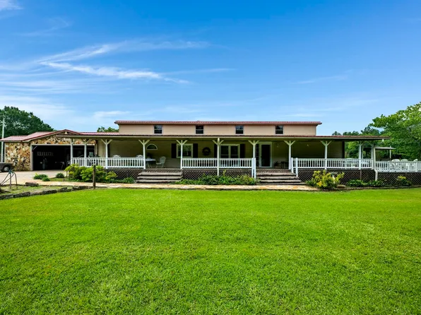 1118 Guyer Cove Rd, Somerville, AL 35670