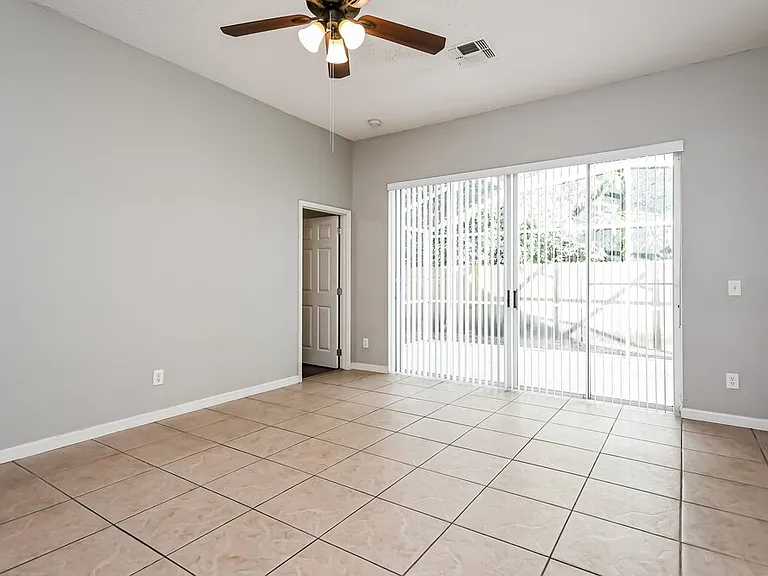 1125 Cherry Valley Way — Photo 9