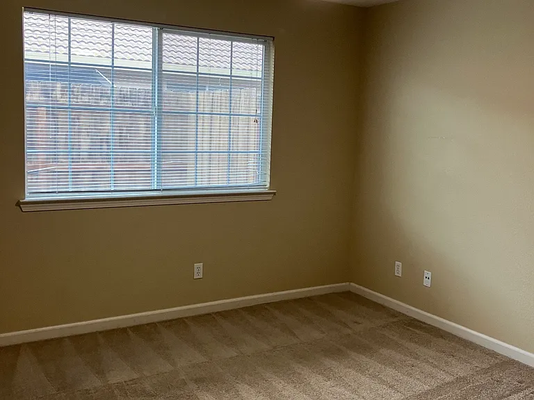 357 Acacia St #3 — Photo 11