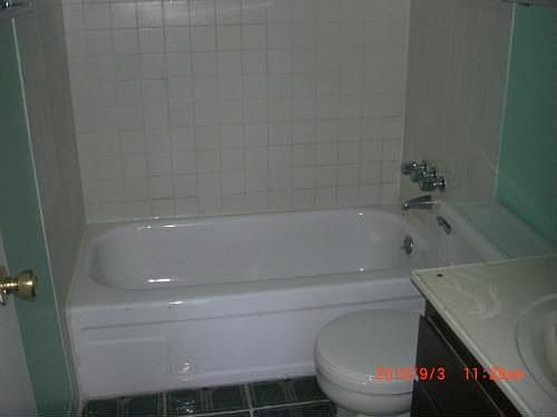 4th image of 605 S Royal Crest Cir Unit 21