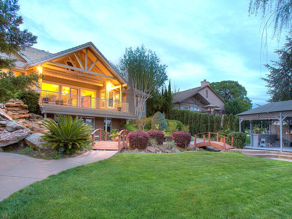 1st image of 3578 Devon Way