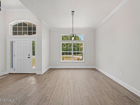 5th image of 2557 CAULEY Lane