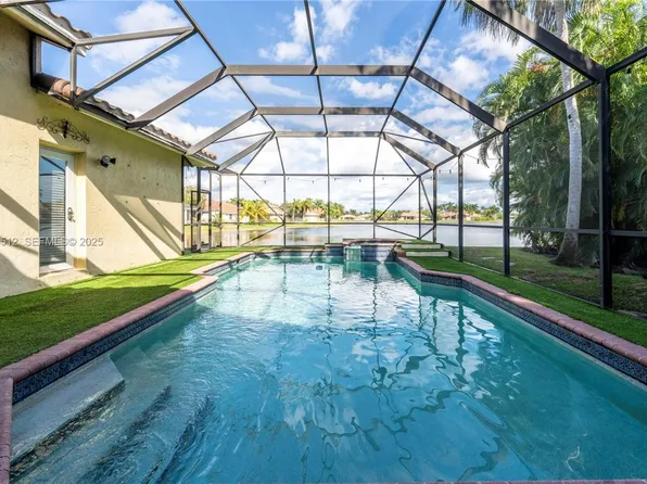 2994 Oakbrook Dr, Fort Lauderdale, FL 33332