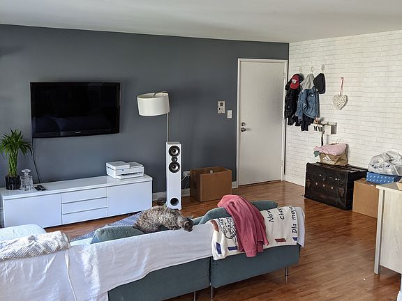 3rd image of 8551 Arnold Ave #6