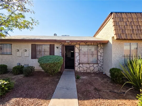 3934 Torsby Pl, Las Vegas, NV 89119