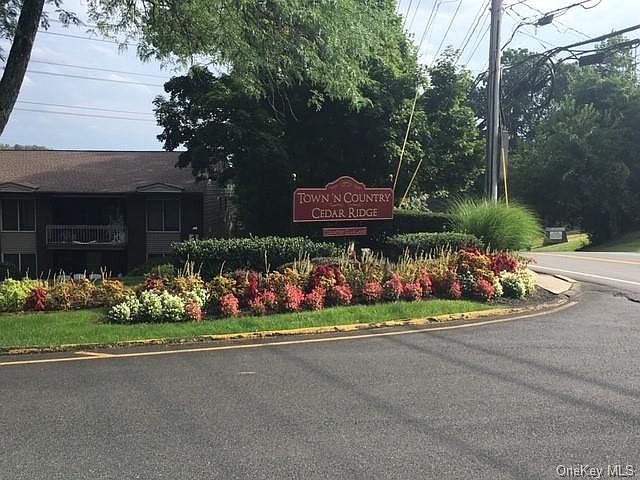 1st image of 248 Country Club Ln
