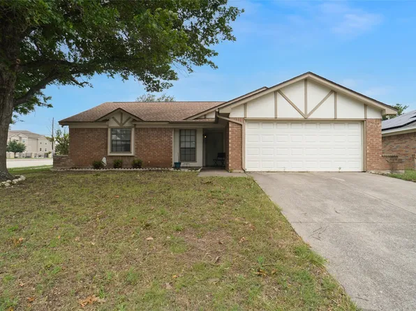 848 Bristol Ave, Saginaw, TX 76179