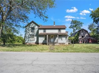 10177 Payne Ave, Lyndonville, NY 14098
