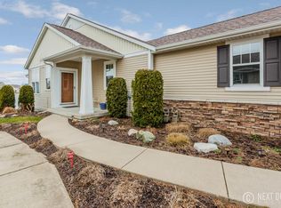 7381 Watermark Dr, Allendale, MI 49401
