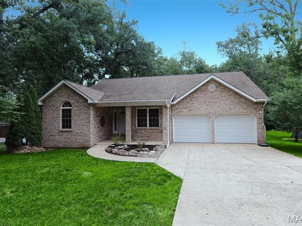 6450 Timber Lane Dr, Mascoutah, IL 62258