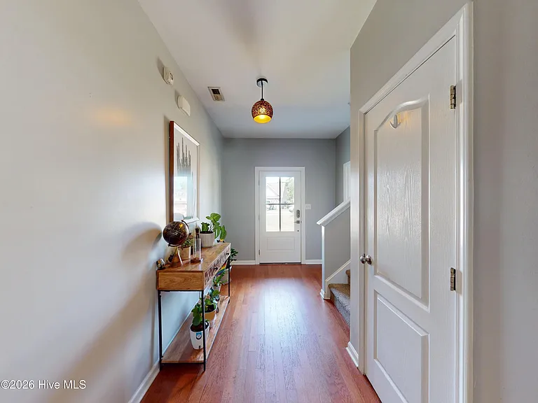 345 Shepherd Trl — Photo 3