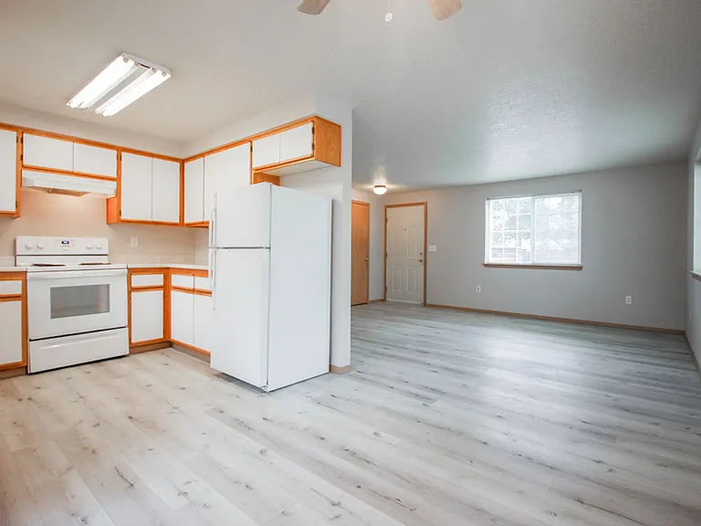 2739 SW Jasmine Pl — Photo 7