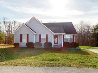 101 Brittany Ln, Irvine, KY 40336