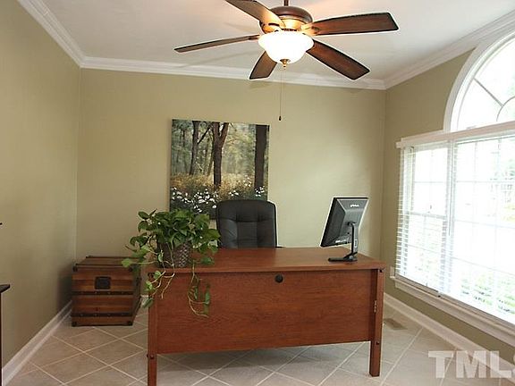 2nd image of 110 Sequoia Ct