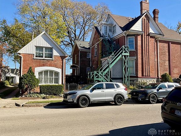 4th image of 45 W Riverview Ave