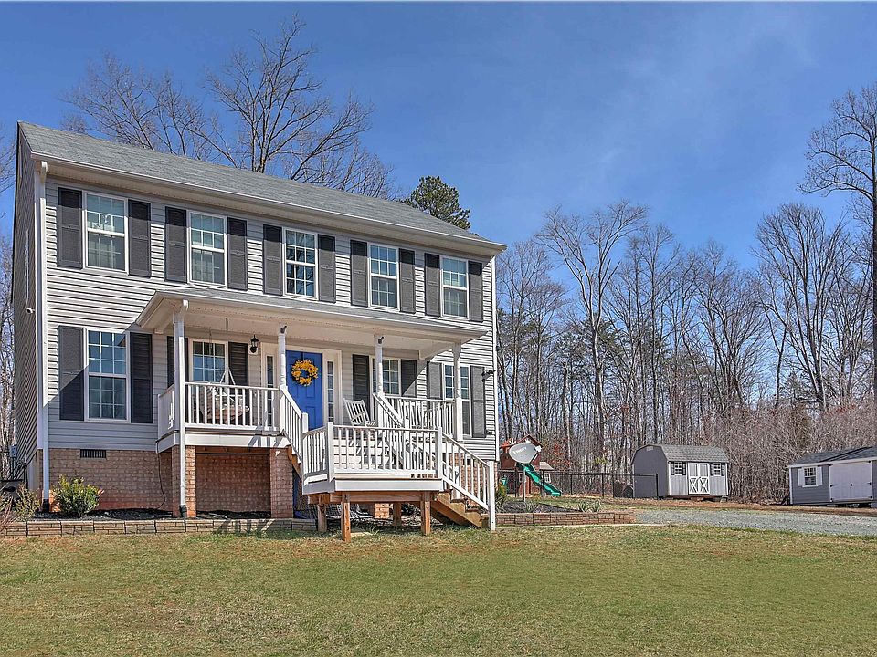 1st image of 50 Theresa Ln