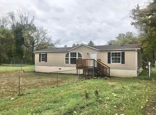 66 Honey Bear Dr, Louisa, KY 41230