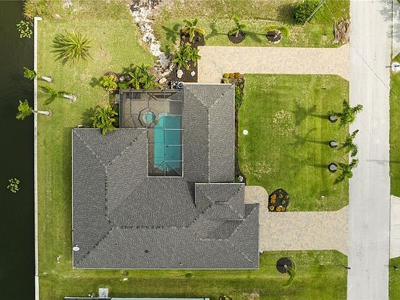 4th image of 1511 NW 28th Ave