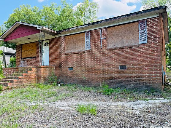 2nd image of 176 Wiggins Road