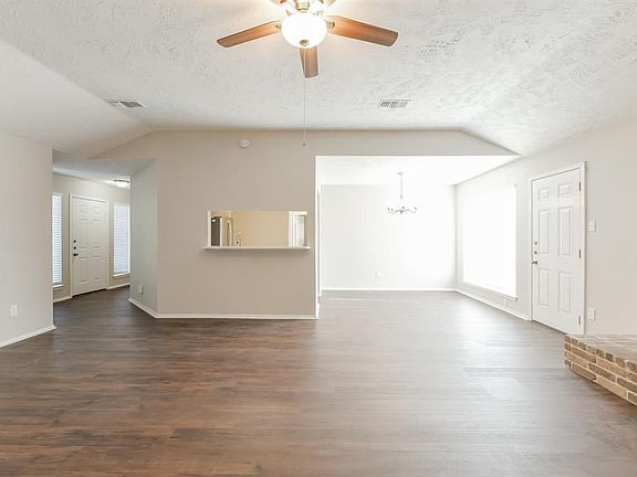 4th image of 8334 Buckeye Glen Ln
