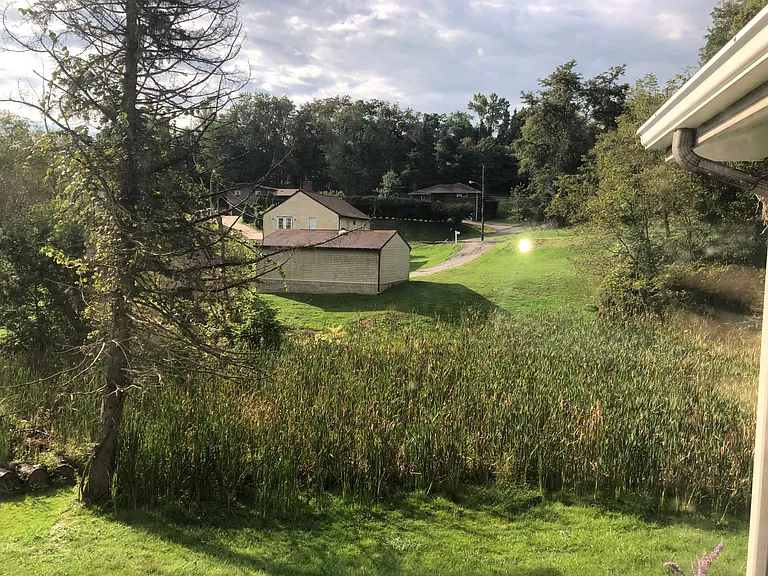 1044 Moon Run Rd — Photo 4