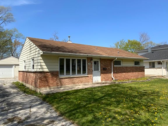 2nd image of 448 Indianwood Blvd