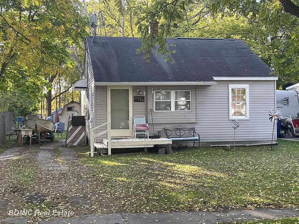 1st image of 3944 Olive St