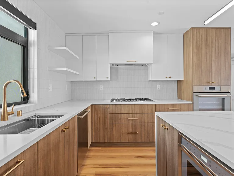809 Seacoast Dr #2 — Photo 22