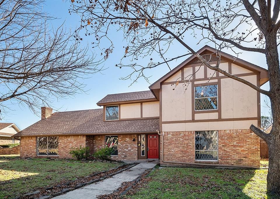 1st image of 2029 Oxford Cir