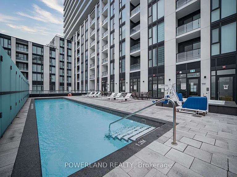 5858 Yonge St #2423 — Photo 46