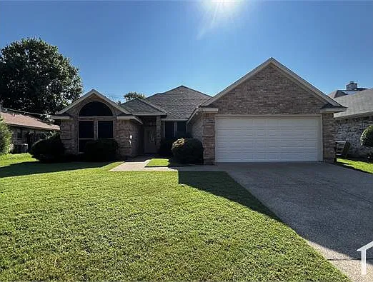 8017 Hulen Park Cir