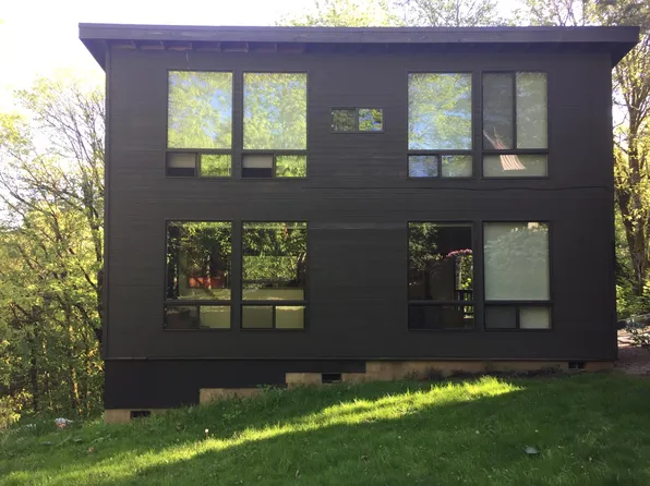 7770 NW Skyline Blvd #B, Portland, OR 97229