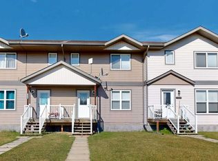 5327 W 60th St, Stettler, AB T4K1L7