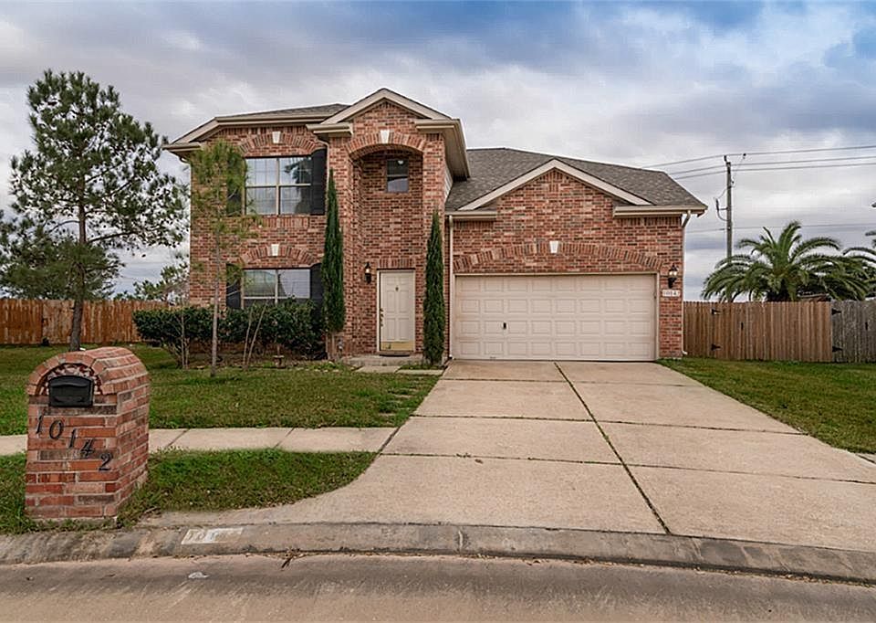 1st image of 10142 Hollyvine Ln