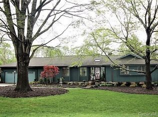 23 Hamiltons Ferry Rd, Lake Wylie, SC 29710