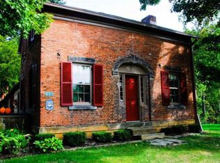 432 Eggleston Rd, Aurora, OH 44202
