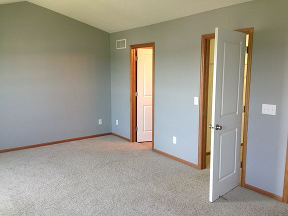2nd image of 15026 Farnham Ave N