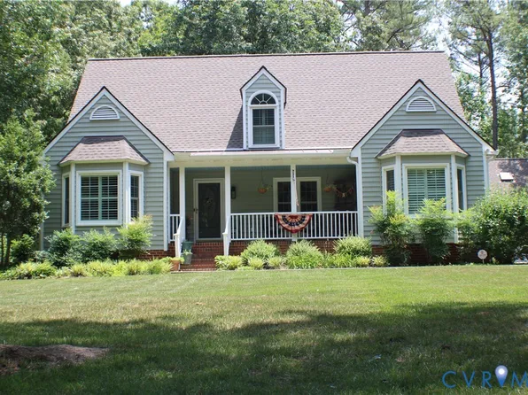 15442 Pine Green Ln, Montpelier, VA 23192