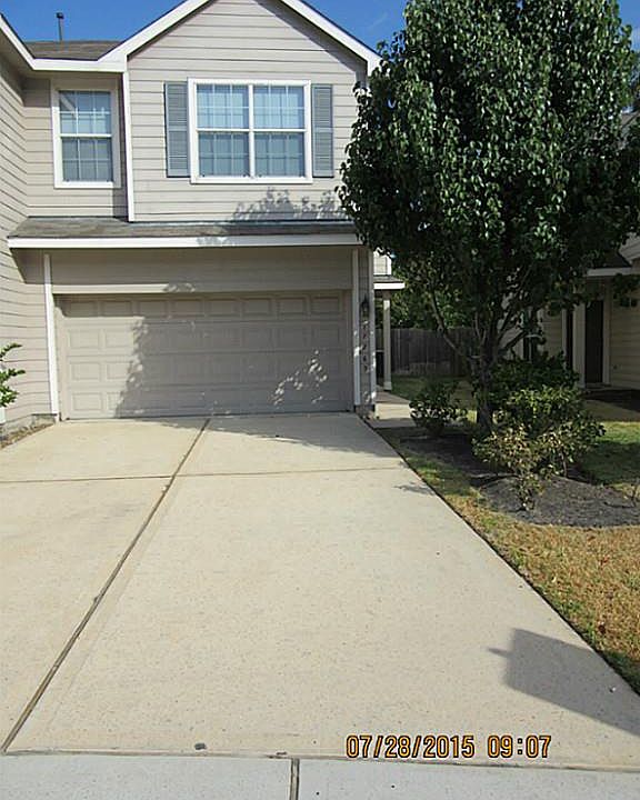 1st image of 17263 Oakwood Chase Dr