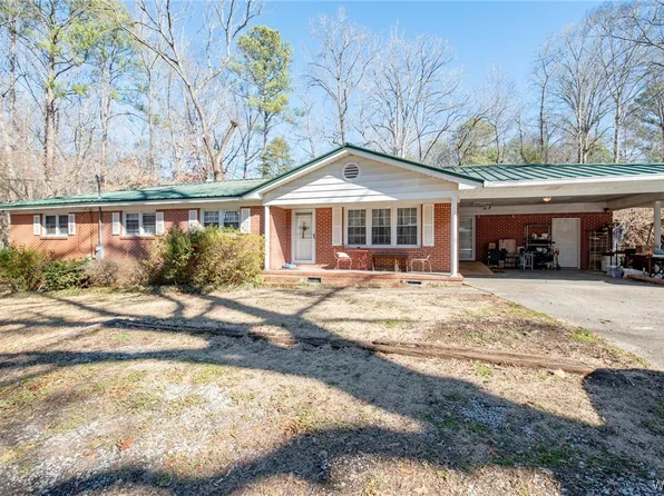 318 2nd St N, Centreville, AL 35042