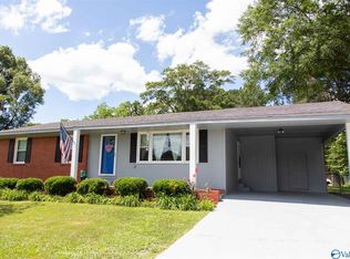 1108 Crestline Pl SW, Hartselle, AL 35640