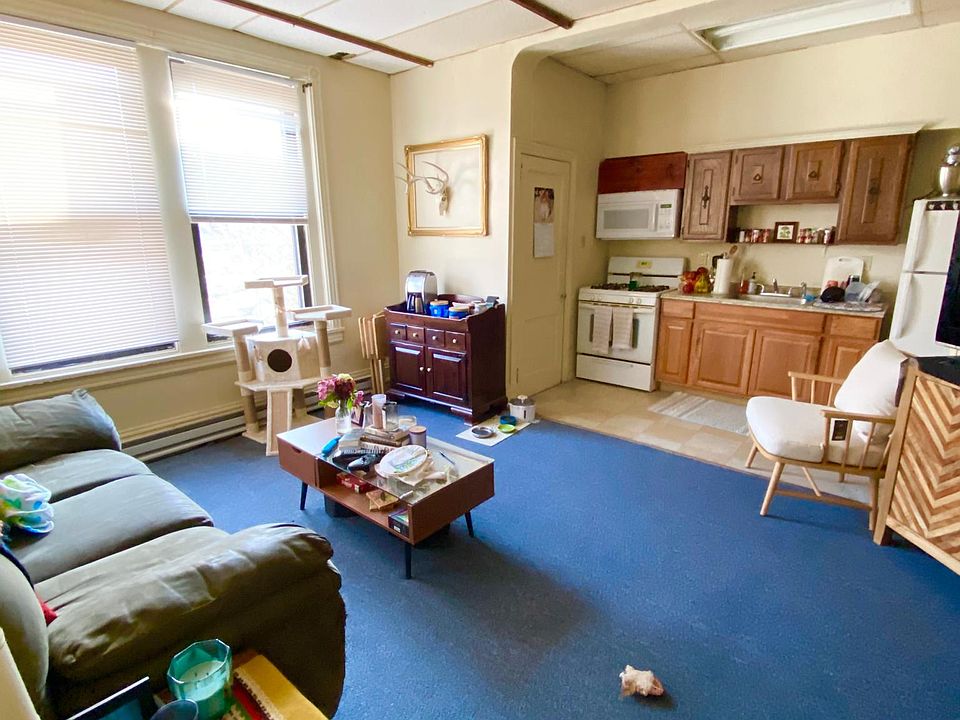 1st image of 805 N Franklin St APT 1