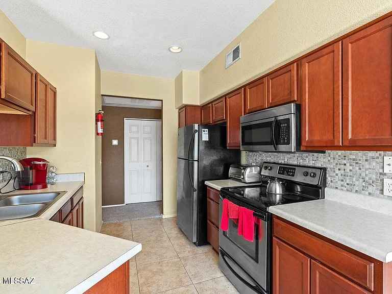 7050 E Sunrise Dr #13205 — Photo 4