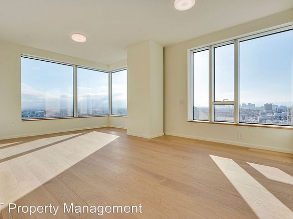 4th image of 889 South Francisco St #1706