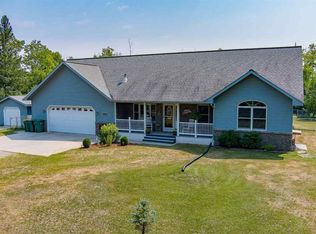 16 6th St, Nashwauk, MN 55769