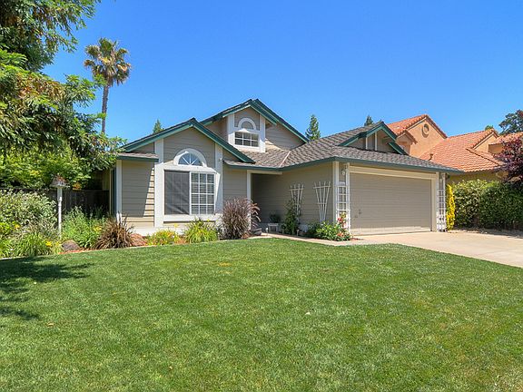 2nd image of 1444 Southwood Way