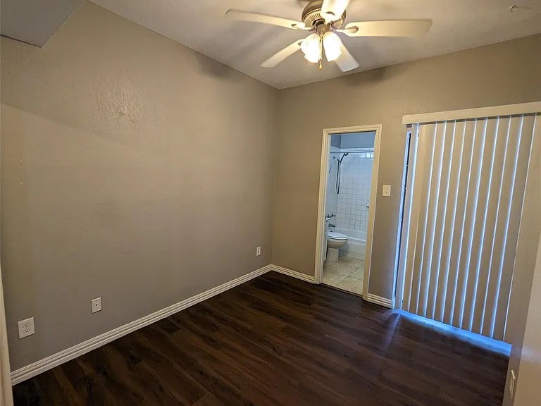 601 Nelray Blvd #3 — Photo 8