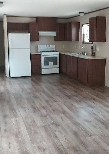 2nd image of 5125 Granite St