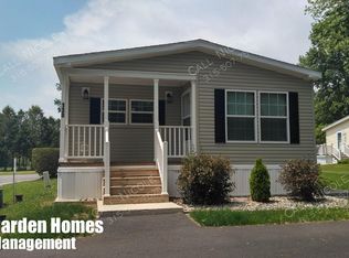 130 Windsor Cir, Utica, NY 13502